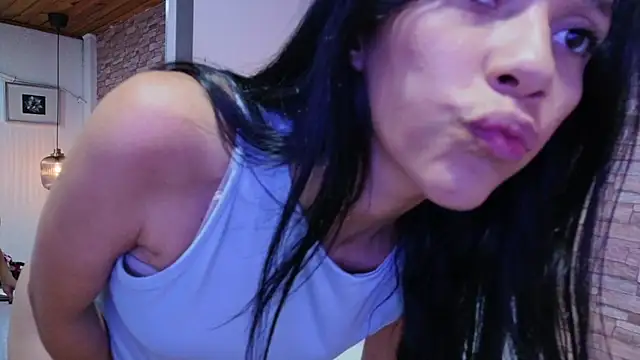 Martina thompson69 online show from 11, 2, 2026