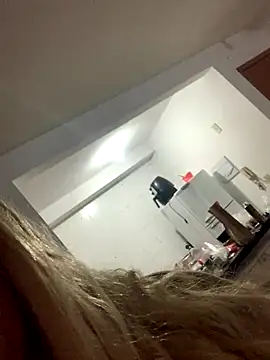 Snapshot of loiragoxtosinnha chatting on 16, 10, 2025 loiragoxtosinnha online show from 16, 10, 2025