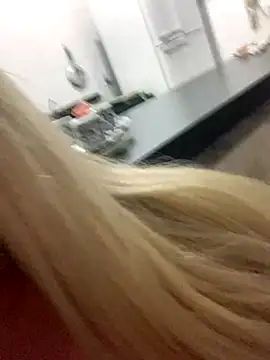 Snapshot of loiragoxtosinnha chatting on 16, 11, 2025 loiragoxtosinnha online show from 16, 11, 2025