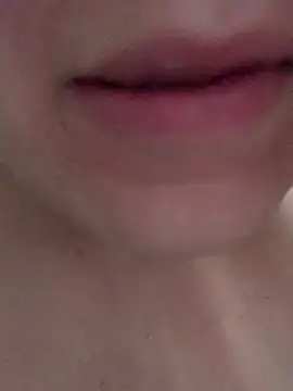 Snapshot of loiragoxtosinnha chatting on 11, 11, 2025 loiragoxtosinnha online show from 11, 11, 2025