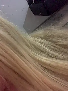 Snapshot of loiragoxtosinnha chatting on 6, 11, 2025 loiragoxtosinnha online show from 6, 11, 2025