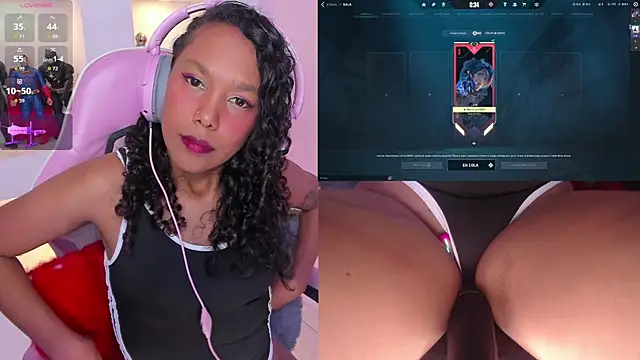 Snapshot of NovaLyn chatting on 7, 11, 2025 NovaLyn online show from 7, 11, 2025