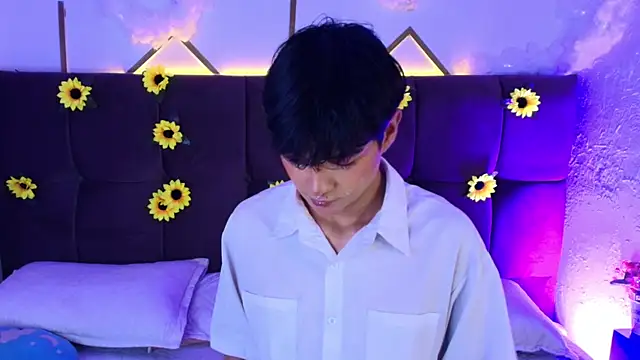 AleAurarashi online show from 17, 4, 2026