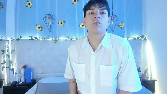 AleAurarashi online show from 19, 10, 2025