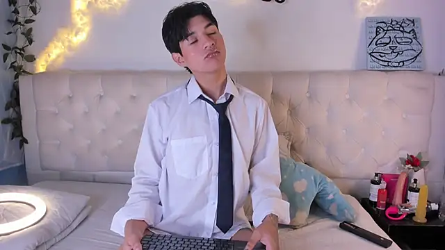 AleAurarashi online show from 20, 12, 2025