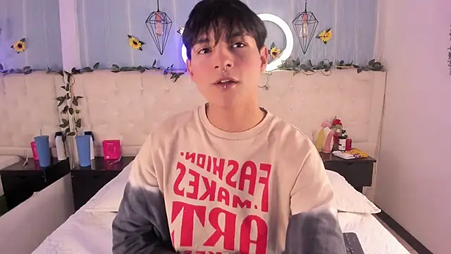 AleAurarashi online show from 26, 11, 2025