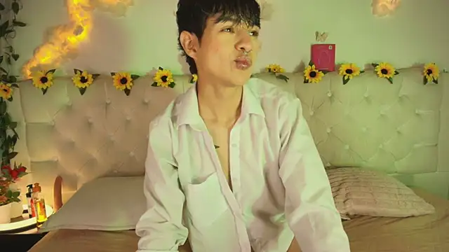 AleAurarashi online show from 11, 3, 2026