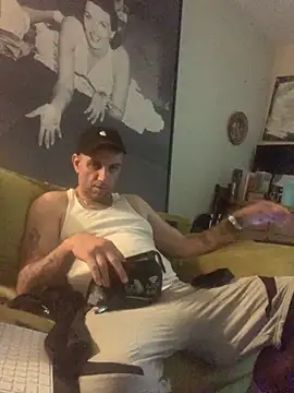 Hothotboyg online show from 23, 10, 2025