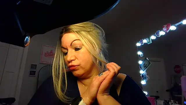 Snapshot of Jenna8888 chatting on 7, 6, 2026 Jenna8888 online show from 7, 6, 2026