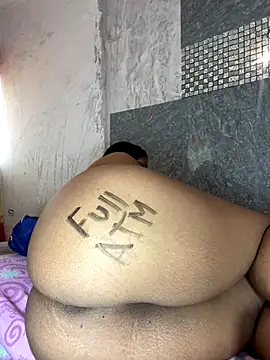 Messy-diana21 online show from 5, 12, 2025