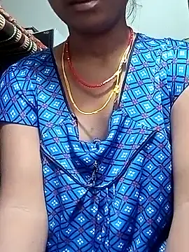 Snapshot of Sapna-Yadav chatting on 4, 10, 2025 Sapna-Yadav online show from 4, 10, 2025