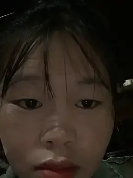 Snapshot of Phonchan chatting on 30, 9, 2025 Phonchan online show from 30, 9, 2025