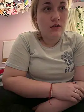 imawhorenslut19 online show from 9, 4, 2026