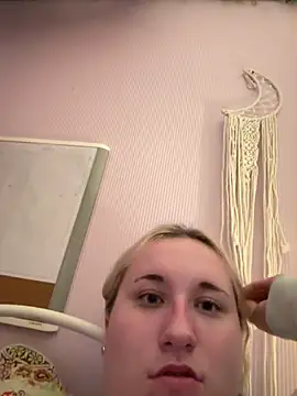 imawhorenslut19 online show from 10, 4, 2026