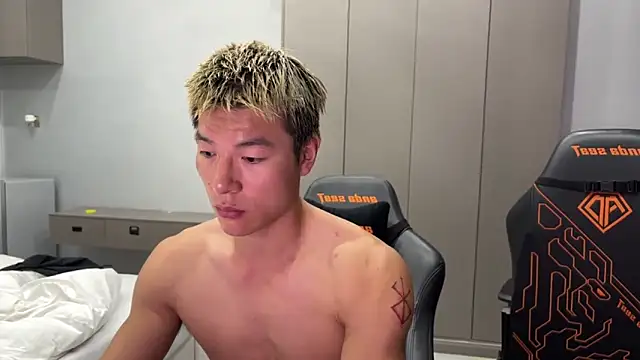 AAASuck online show from 16, 5, 2026