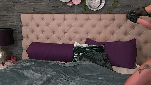 VannyFoxx online show from 20, 4, 2026