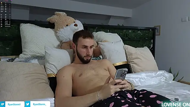 RyanStorm  online show from 27, 10, 2025