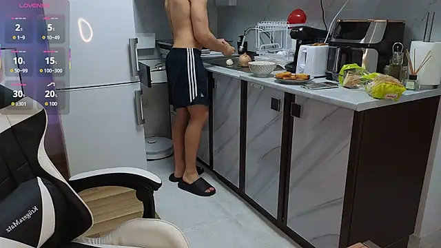 RyanStorm  online show from 9, 11, 2025