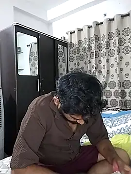 Snapshot of avi007p chatting on 24, 7, 2026 avi007p online show from 24, 7, 2026