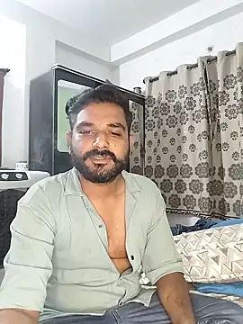 Snapshot of avi007p chatting on 17, 6, 2026 avi007p online show from 17, 6, 2026
