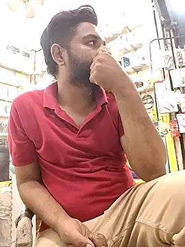 Snapshot of avi007p chatting on 23, 6, 2026 avi007p online show from 23, 6, 2026