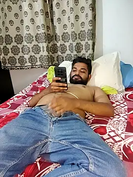 Snapshot of avi007p chatting on 28, 7, 2026 avi007p online show from 28, 7, 2026