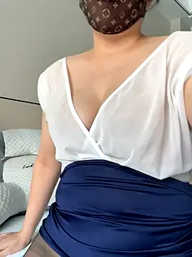 300-AMAM online show from 12, 10, 2025