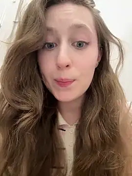 Snapshot of FroggyAnna chatting on 17, 6, 2026 FroggyAnna online show from 17, 6, 2026