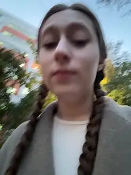 FroggyAnna online show from 13, 10, 2025