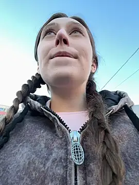 FroggyAnna online show from 19, 10, 2025