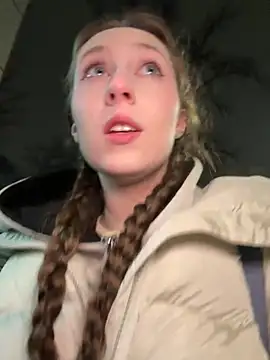 FroggyAnna online show from 28, 11, 2025