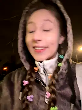 FroggyAnna online show from 13, 11, 2025