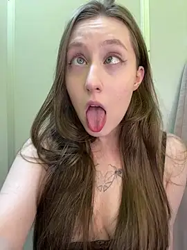 Snapshot of FroggyAnna chatting on 20, 5, 2026 FroggyAnna online show from 20, 5, 2026