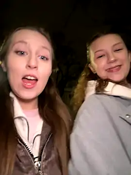 FroggyAnna online show from 6, 11, 2025