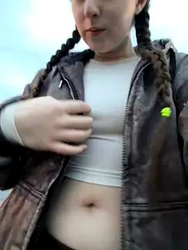 FroggyAnna online show from 26, 10, 2025