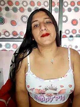 Snapshot of laura_goddess_ts chatting on 3, 10, 2025 laura goddess ts online show from 3, 10, 2025
