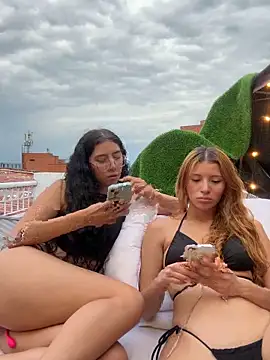 PussyLoversShow online show from 24, 9, 2025