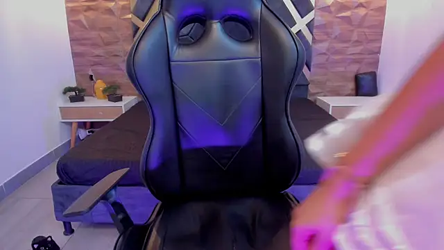 Snapshot of Alana_cox_ chatting on 31, 10, 2025 Alana cox online show from 31, 10, 2025