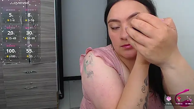EmilySpicy online show from 25, 9, 2025