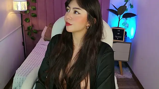 VioletBlacke  online show from 8, 10, 2025