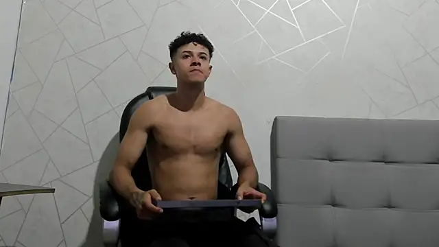 Snapshot of Alex_Colton7 chatting on 26, 10, 2025 Alex Colton7 online show from 26, 10, 2025