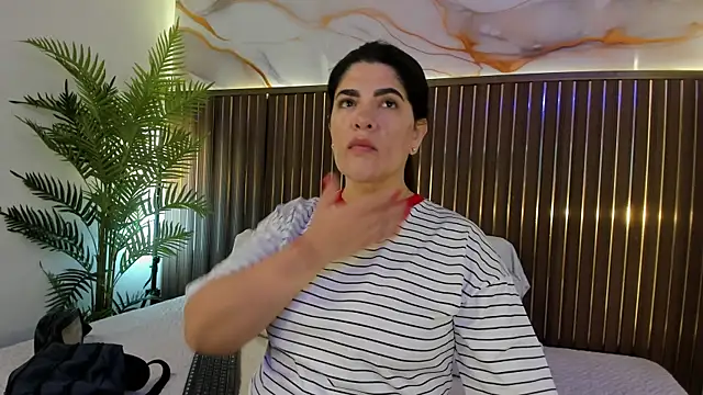 Roxie-NS online show from 14, 1, 2026