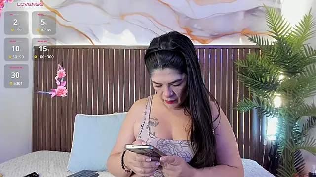 Roxie-NS online show from 21, 4, 2026