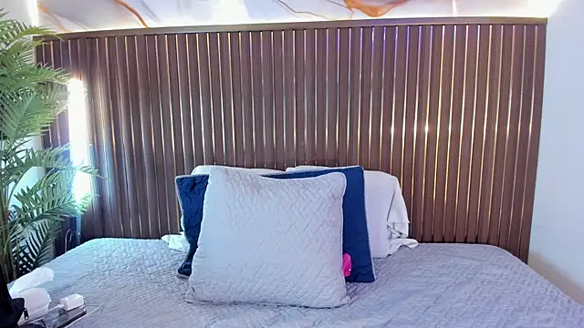 Roxie-NS online show from 28, 2, 2026