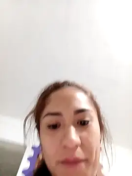 Liahdiaz  online show from 15, 11, 2025