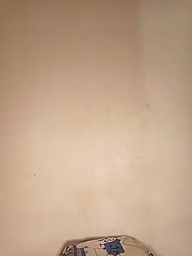 Liahdiaz  online show from 27, 11, 2025