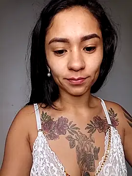 Liahdiaz  online show from 15, 12, 2025