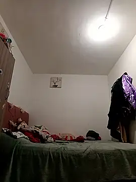 Liahdiaz  online show from 7, 1, 2026