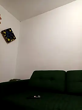 Liahdiaz  online show from 20, 11, 2025