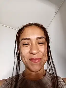 Liahdiaz  online show from 19, 11, 2025